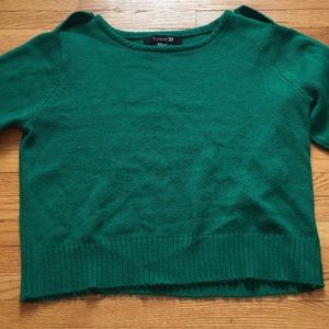 Green sweater size M